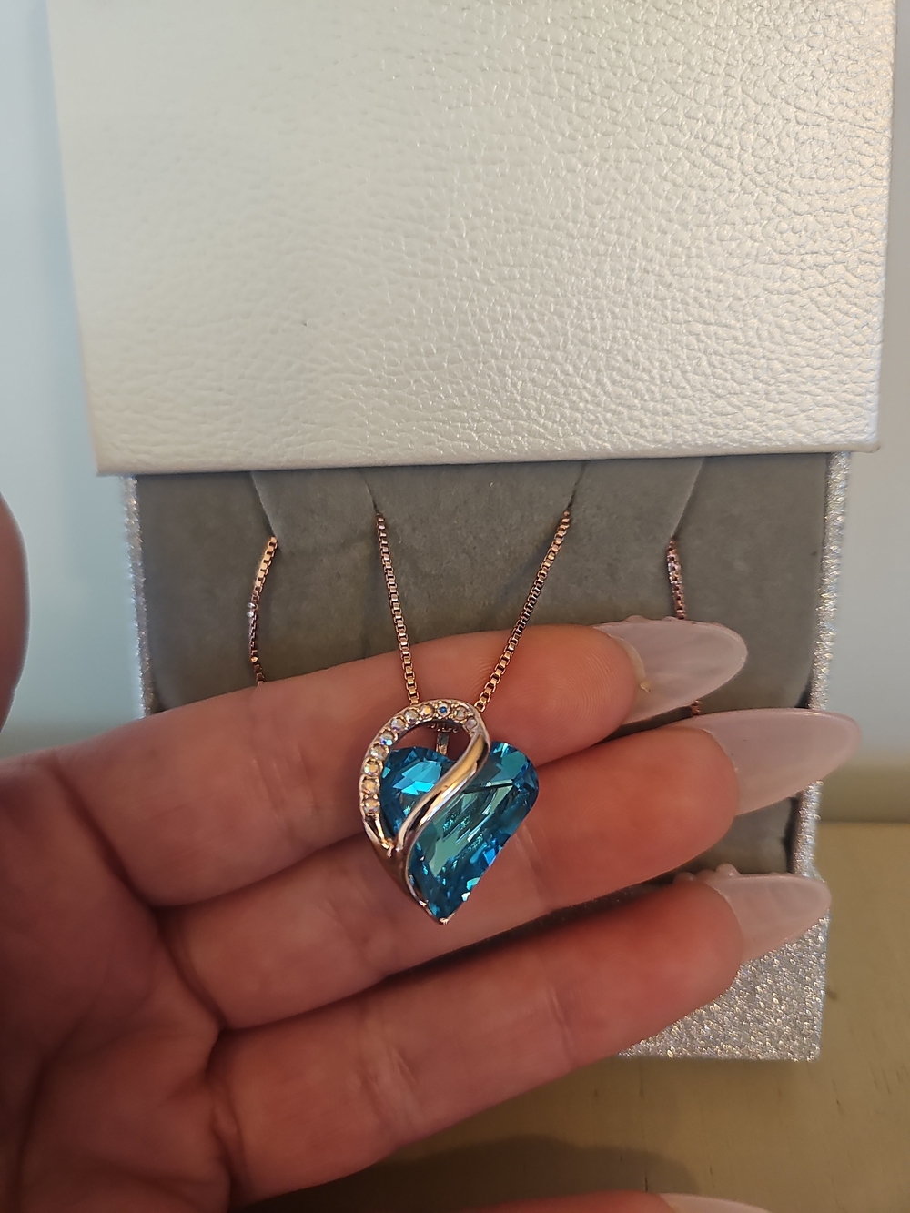 Rose Gold Heart Necklace with Teal Blue Crystal Pendant - Picture 3 of 4
